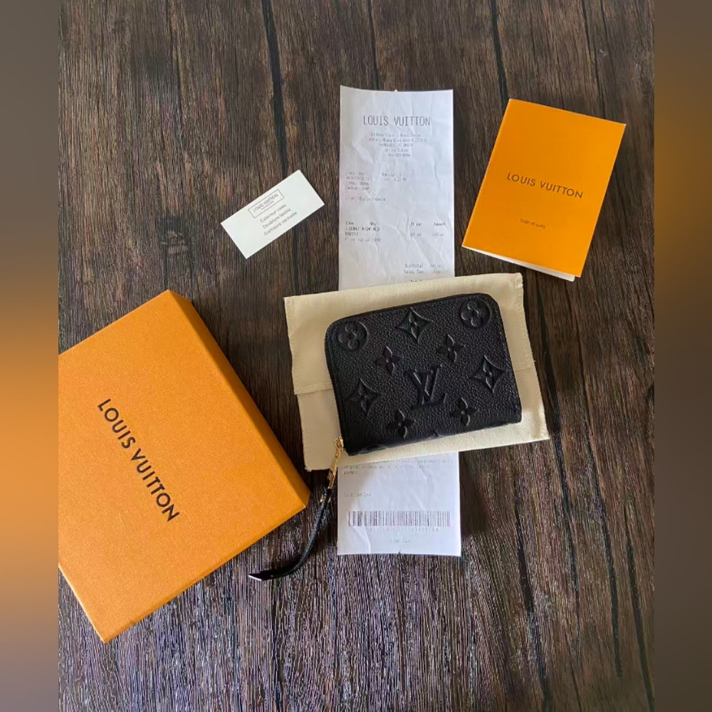 Louis Vuitton Black Zippy Coin Purse